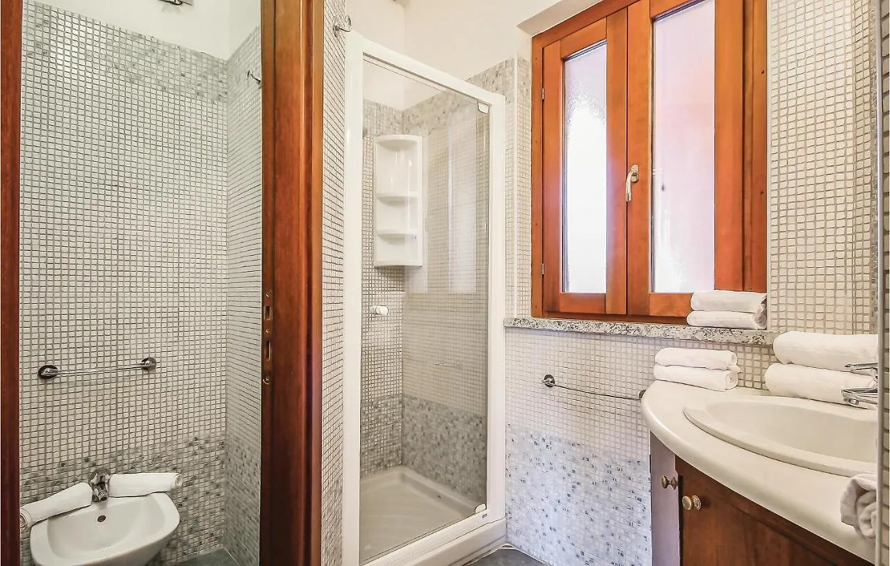 2 Bedroom Awesome Home In Ca- 0*, Monte Nai